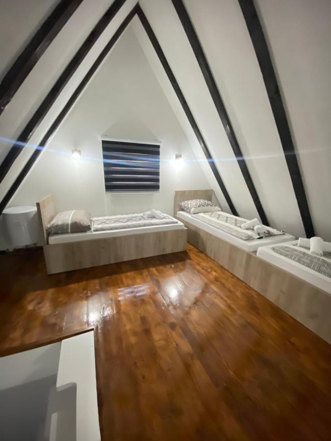 Holiday Houses Green Queen Bihać Esterno foto