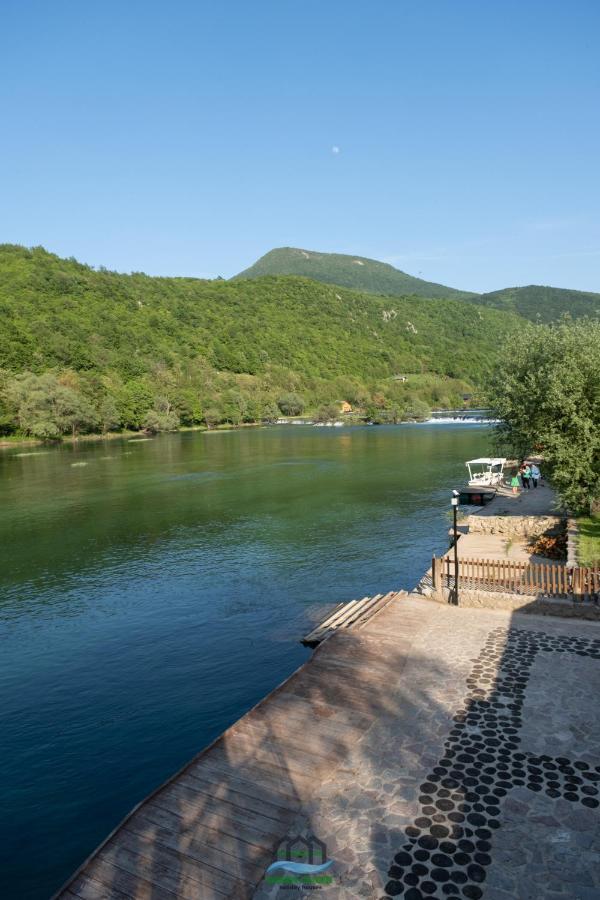 Holiday Houses Green Queen Bihać Esterno foto