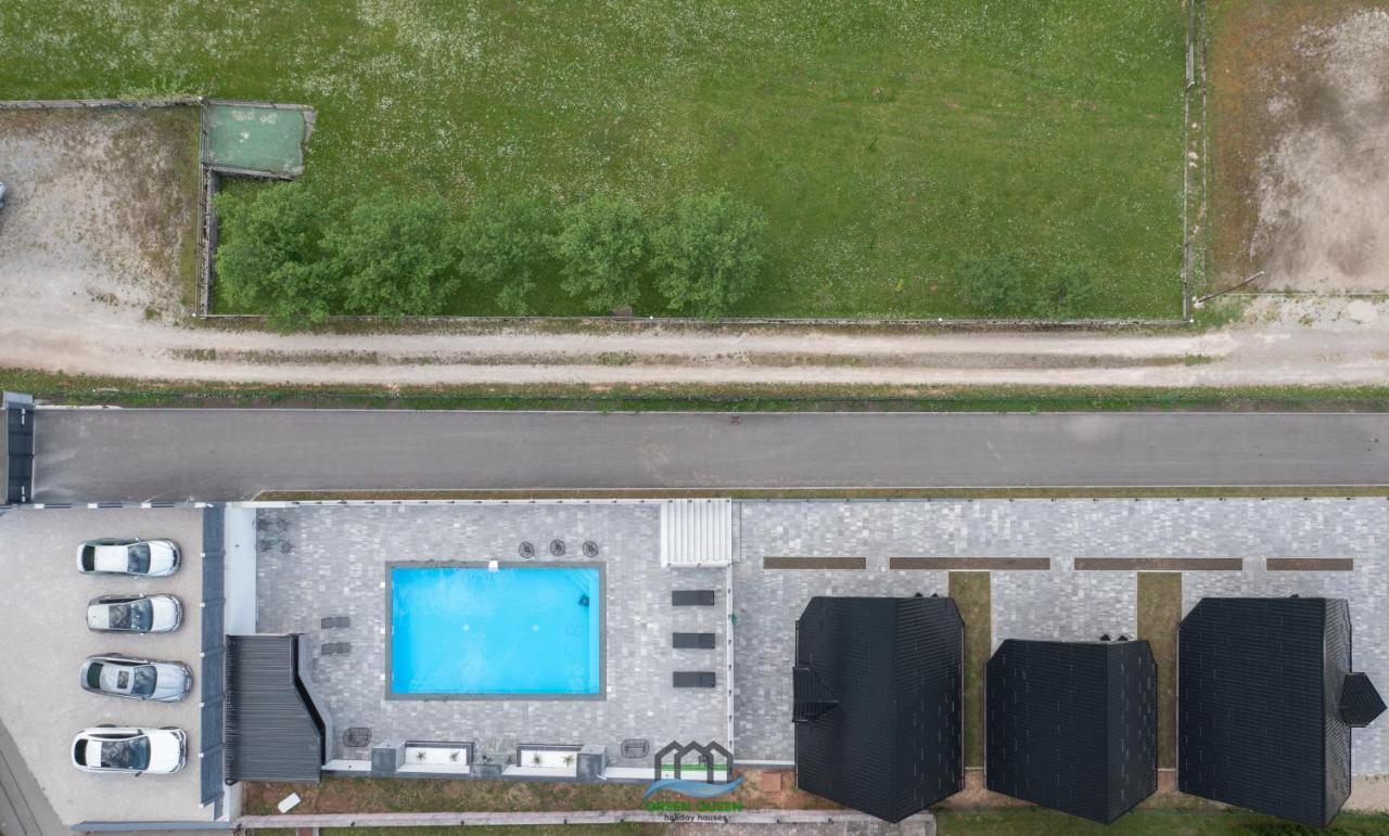 Holiday Houses Green Queen Bihać Esterno foto