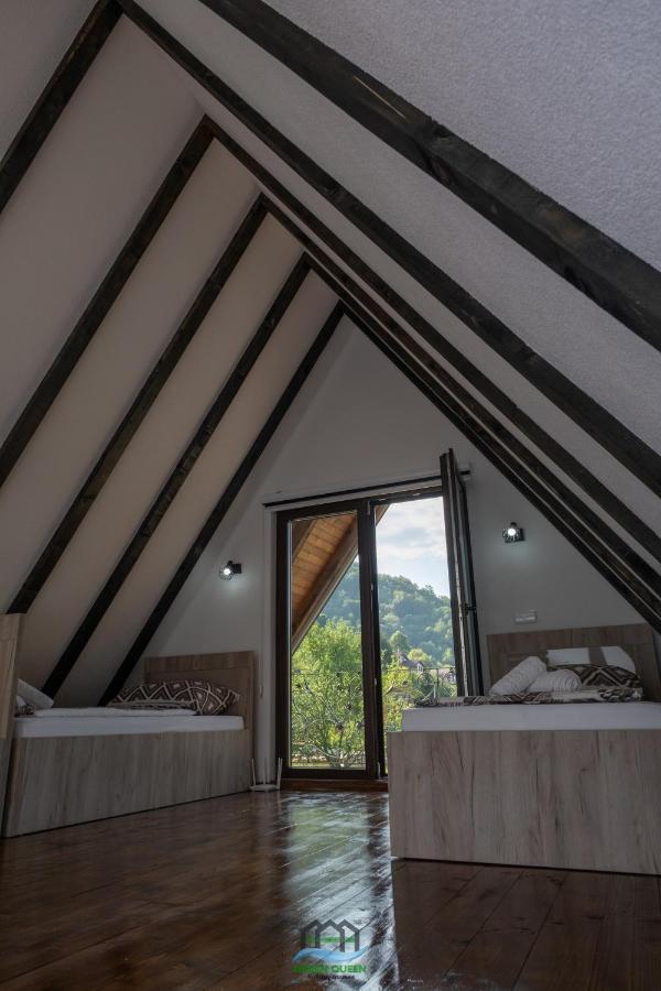 Holiday Houses Green Queen Bihać Esterno foto