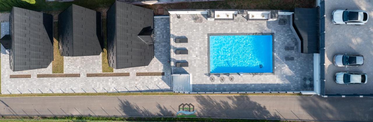 Holiday Houses Green Queen Bihać Esterno foto