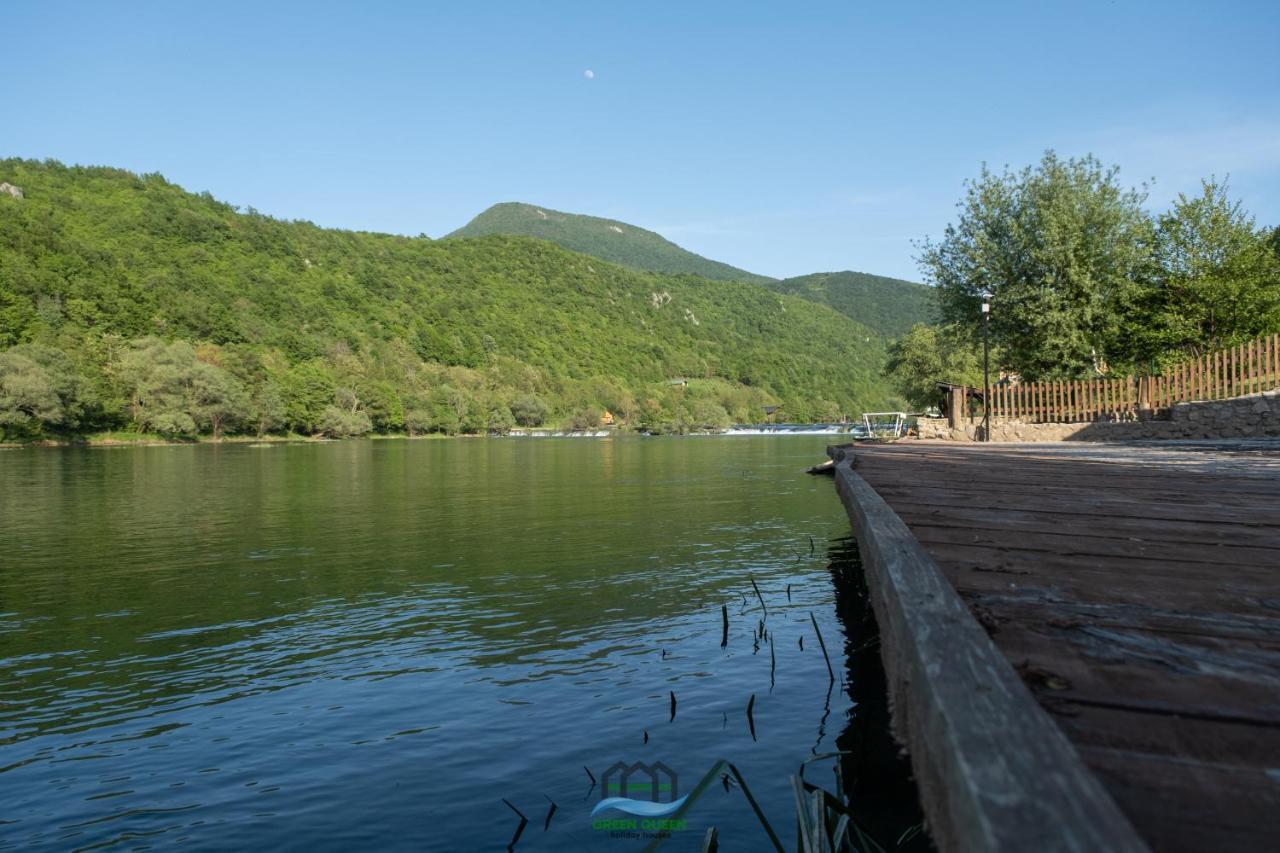 Holiday Houses Green Queen Bihać Esterno foto